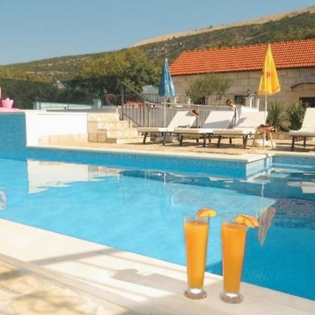 Dvori Stipanovi With Heated Pool And Jacuzzi Villa Donje Rascane Exterior photo
