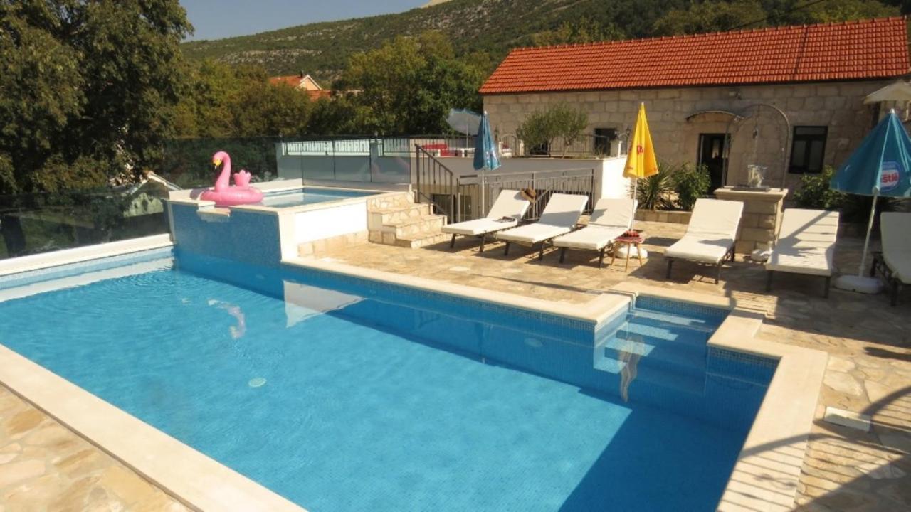Dvori Stipanovi With Heated Pool And Jacuzzi Villa Donje Rascane Exterior photo