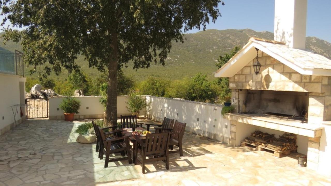 Dvori Stipanovi With Heated Pool And Jacuzzi Villa Donje Rascane Exterior photo